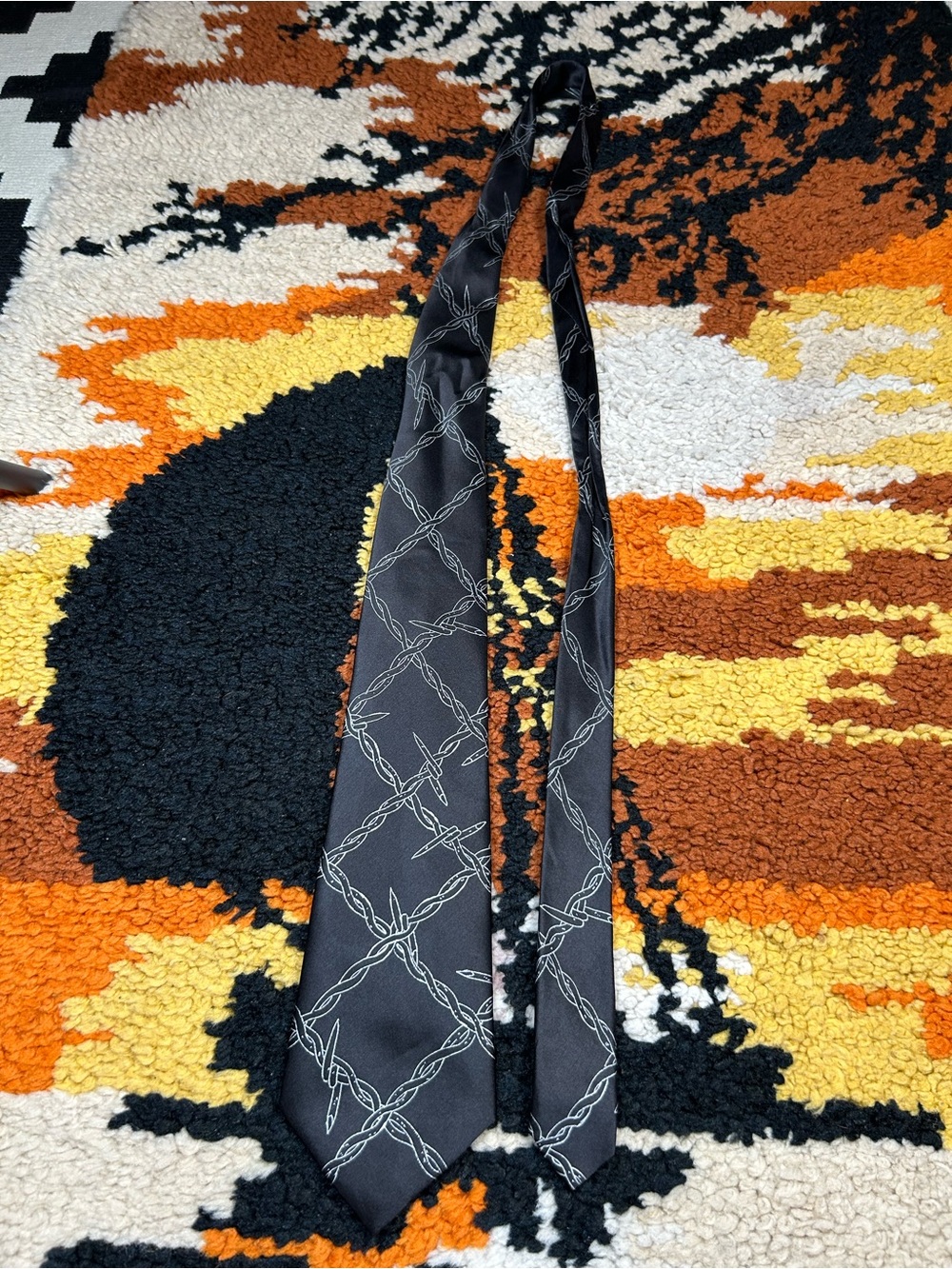 Punk, WYOMING TRADERS, barbed wire silk tie!! - Picture 3 of 8